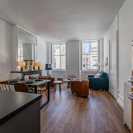 Triangle D Or, Luxe Apartamento *